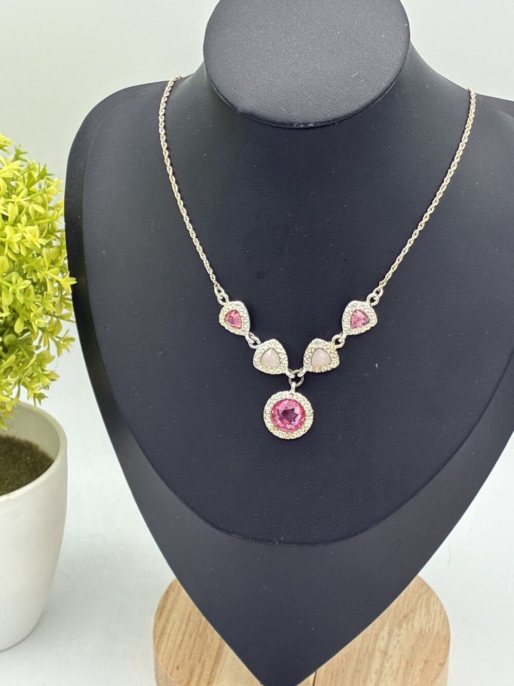 Vintage NRT Pink Rhinestone Halo Drop Necklace Trillion Round Silver Tone 15”